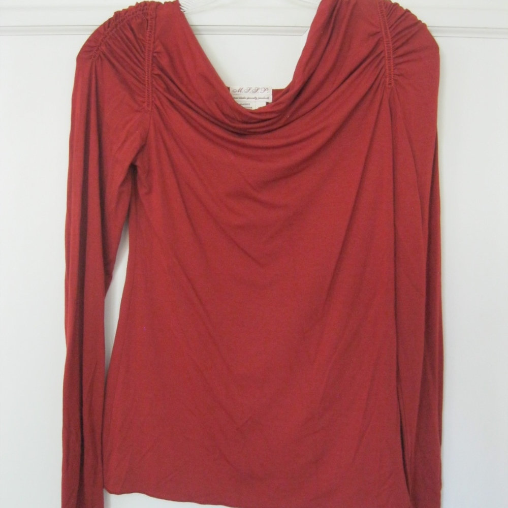 MSSP long-sleeve top, rust, Sz XS